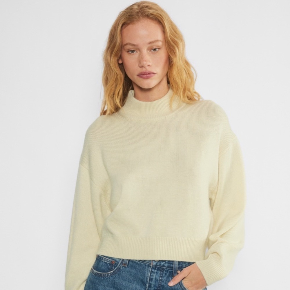 Aritzia Wilfred Harper Sweater Merino Wool 2XS Butter Yellow Cropped Turtleneck